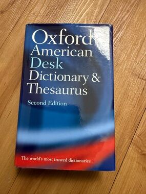 Oxford American Desk Dictionary & Thesaurus - Blue and Red